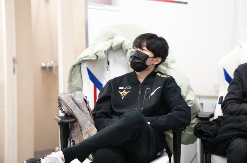 九游app-Rookie焦点对战,西亚卡姆与50激战RNG分钟,重要助攻胜负难料!赢得满堂喝彩-九游app