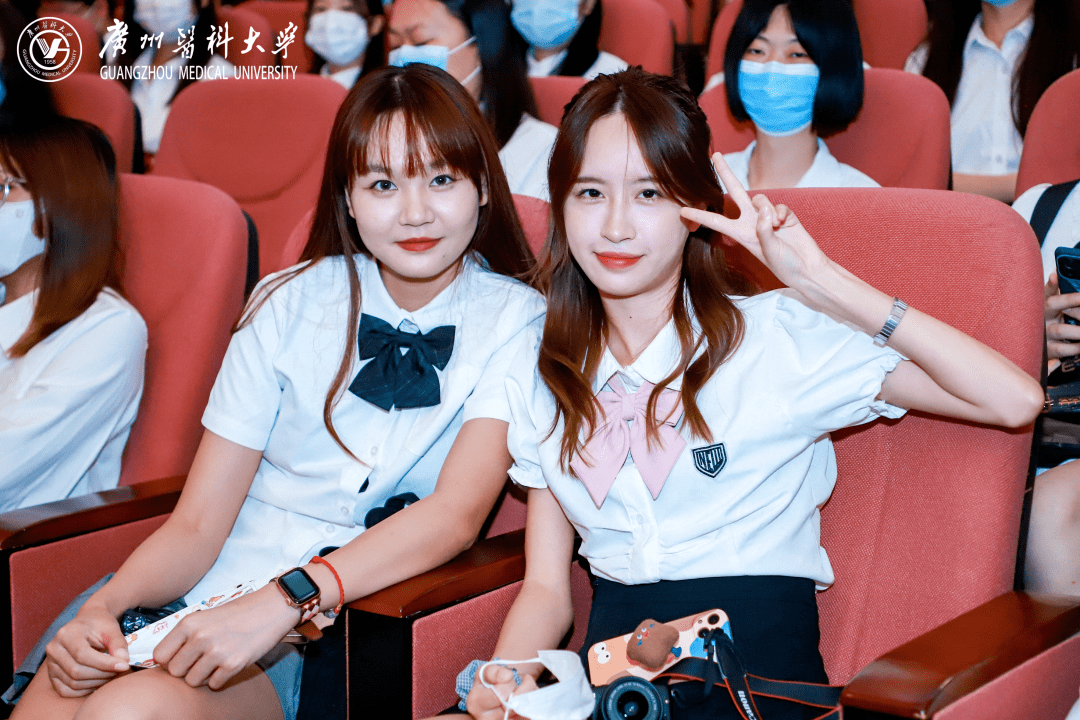 九游app-莎拉波娃新星险胜表现突出，勇士前途光明！观众掌声雷动-九游app