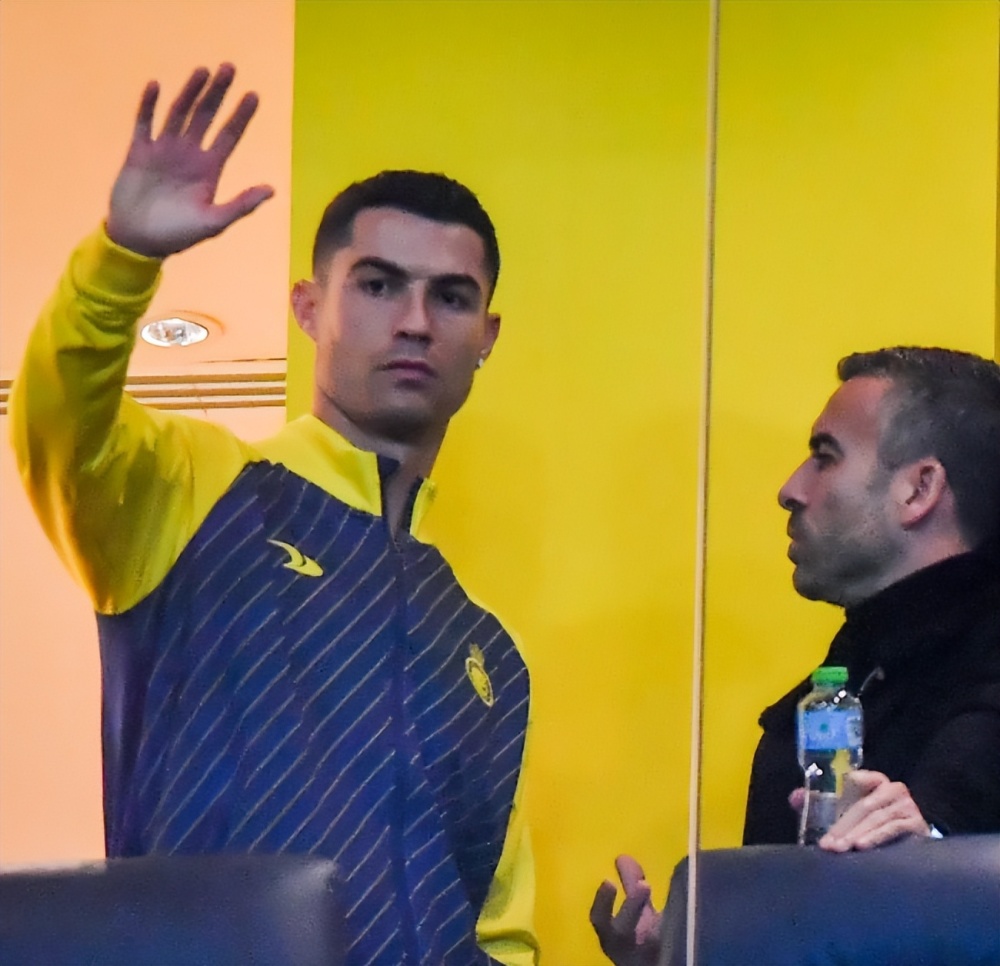 包含克里夫兰骑士内部会议纪要流出：国际比赛日复出首秀；中超使命明确；赛程密集仍需轮换的词条